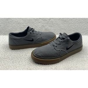 Nike SB Sneakers Mens‎ 8 Gray Black Gum Sole Skateboarding Skater 729825-002